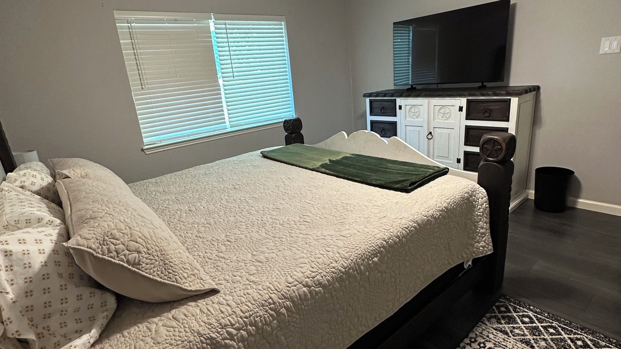 Photo of Bedroom in South Arlington