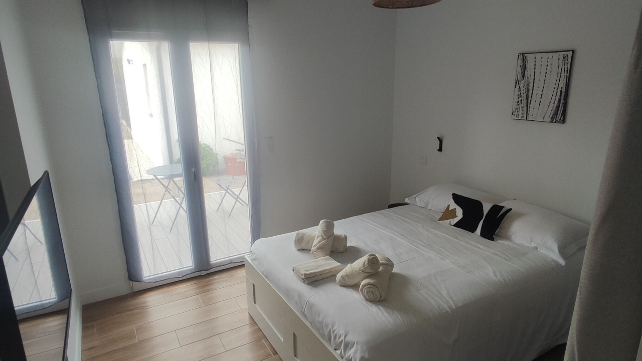 Photo of Bedroom in Begles