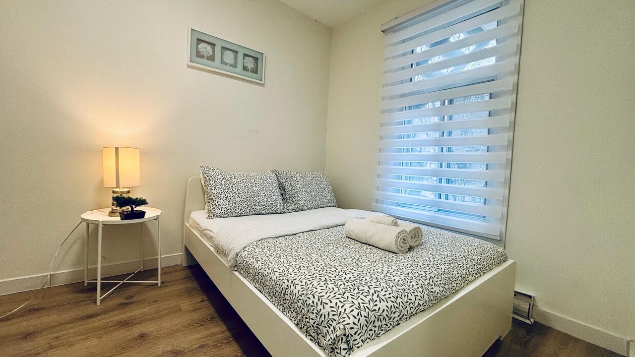 Photo of Bedroom in De Lorimier