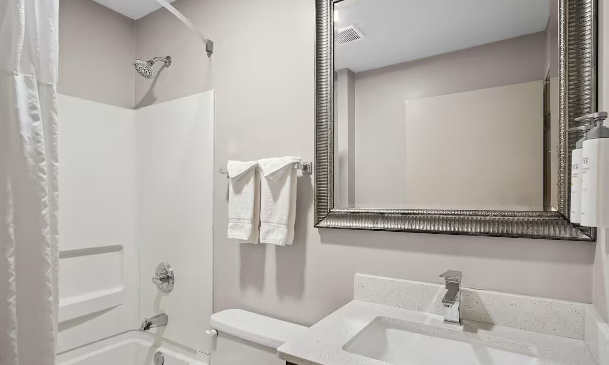 Photo of Bathroom in Blue Springs