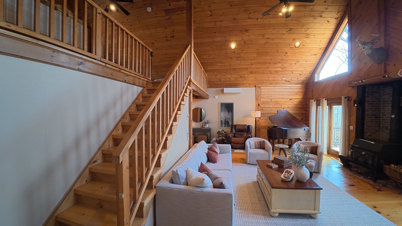 Photo of Livingroom in Danbury