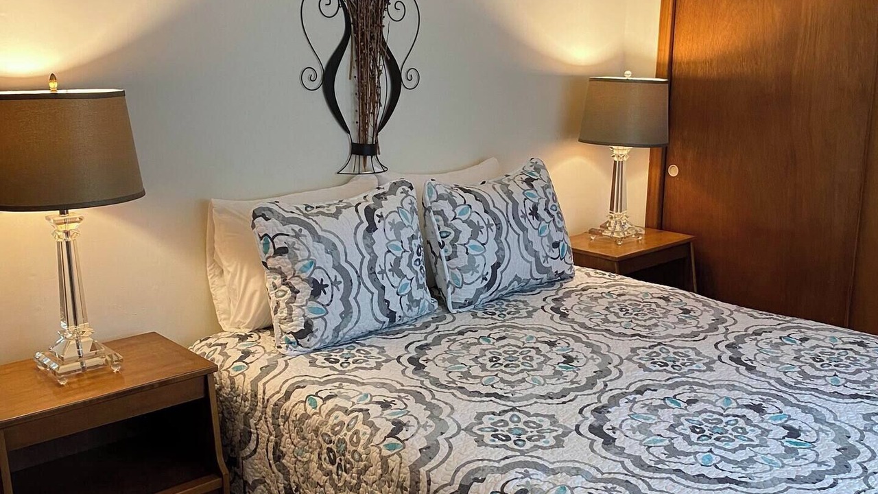 Photo of Bedroom in Wolfe Island