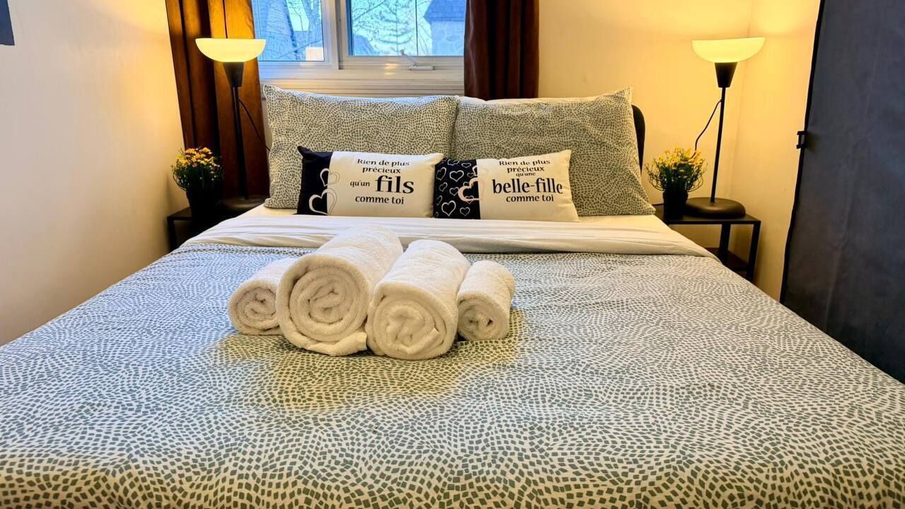 Photo of Bedroom in Outremont
