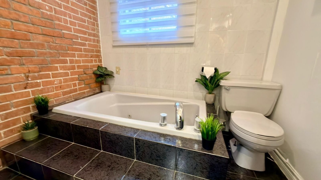 Photo of Bathroom in Montreal