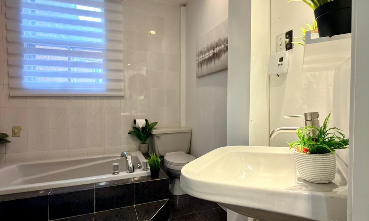Photo of Bathroom in Montreal