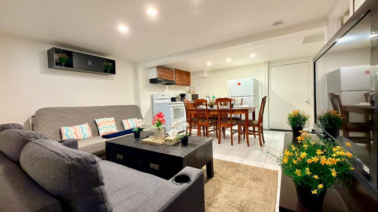 Photo of Livingroom in Outremont