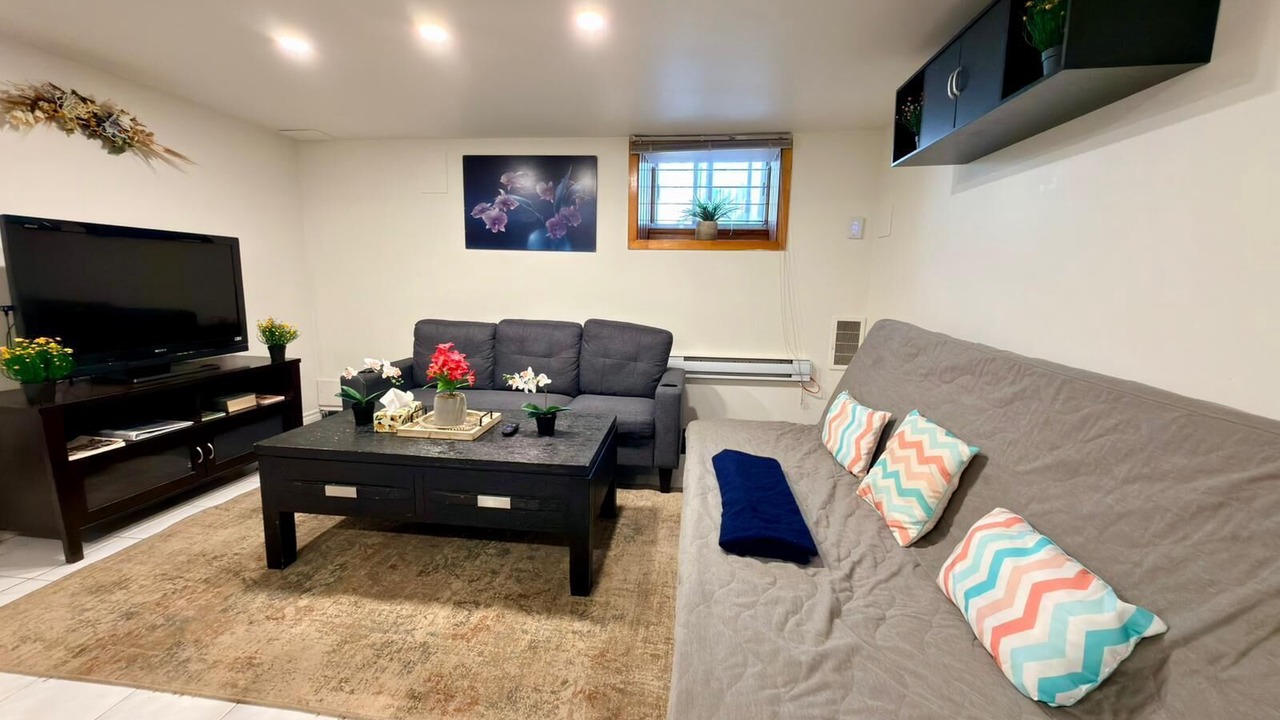 Photo of Livingroom in Outremont