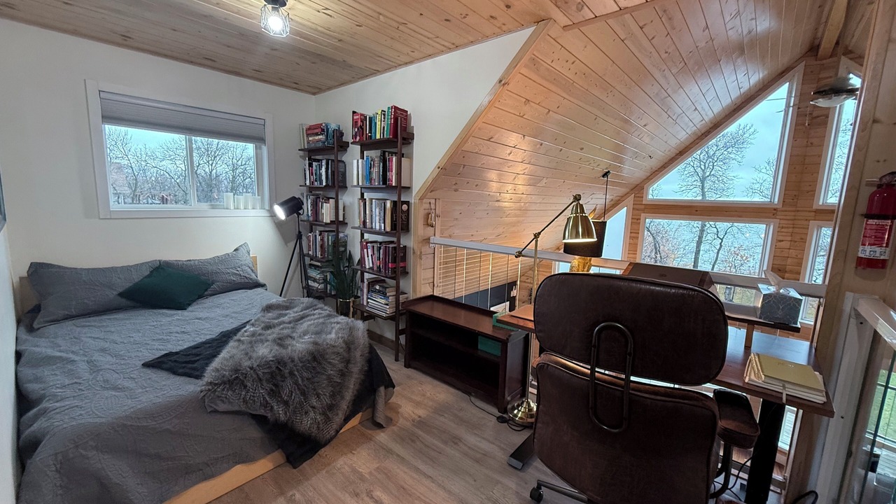Photo of Bedroom in Manitoba