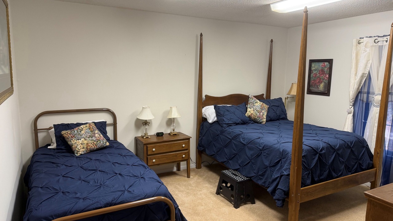 Photo of Bedroom in Goshen
