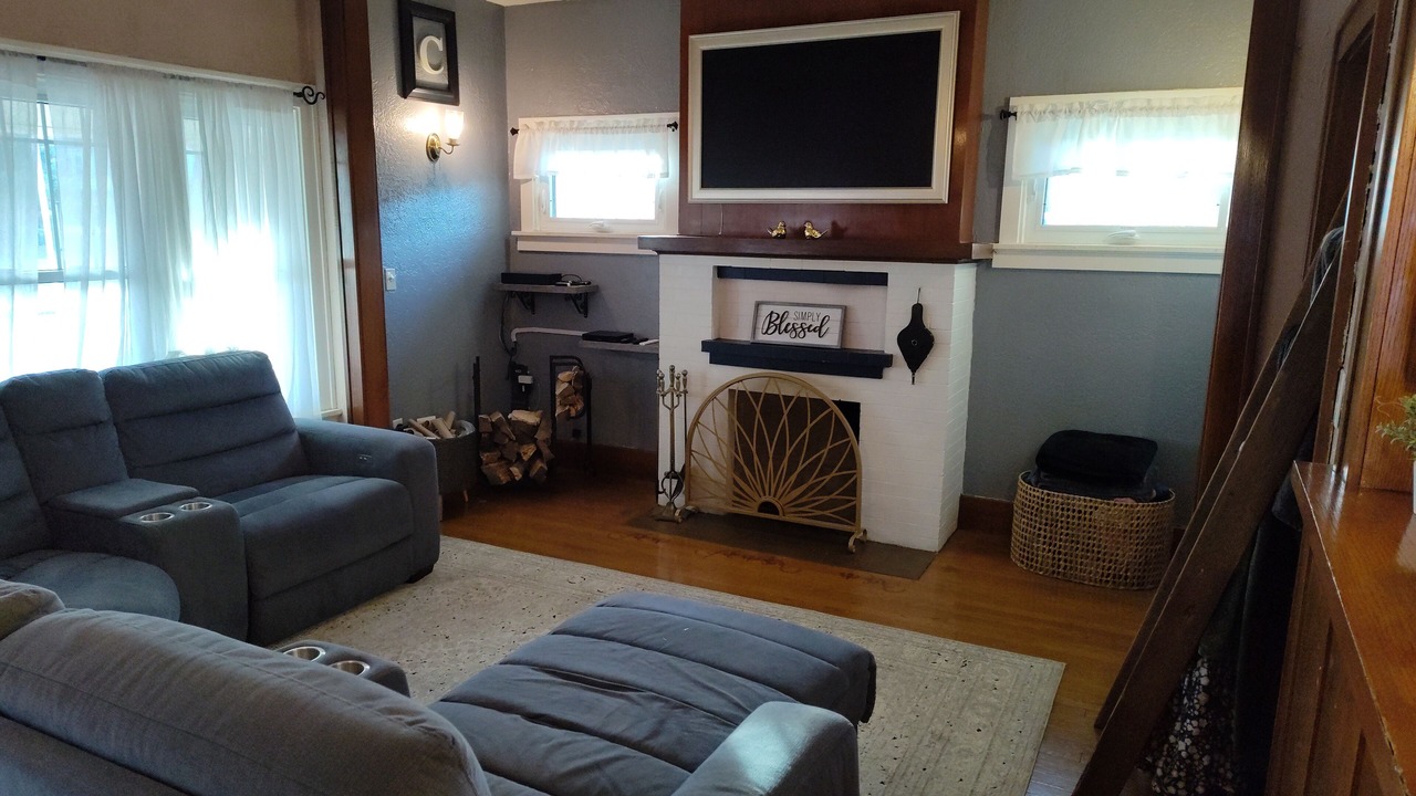 Photo of Livingroom in Enid