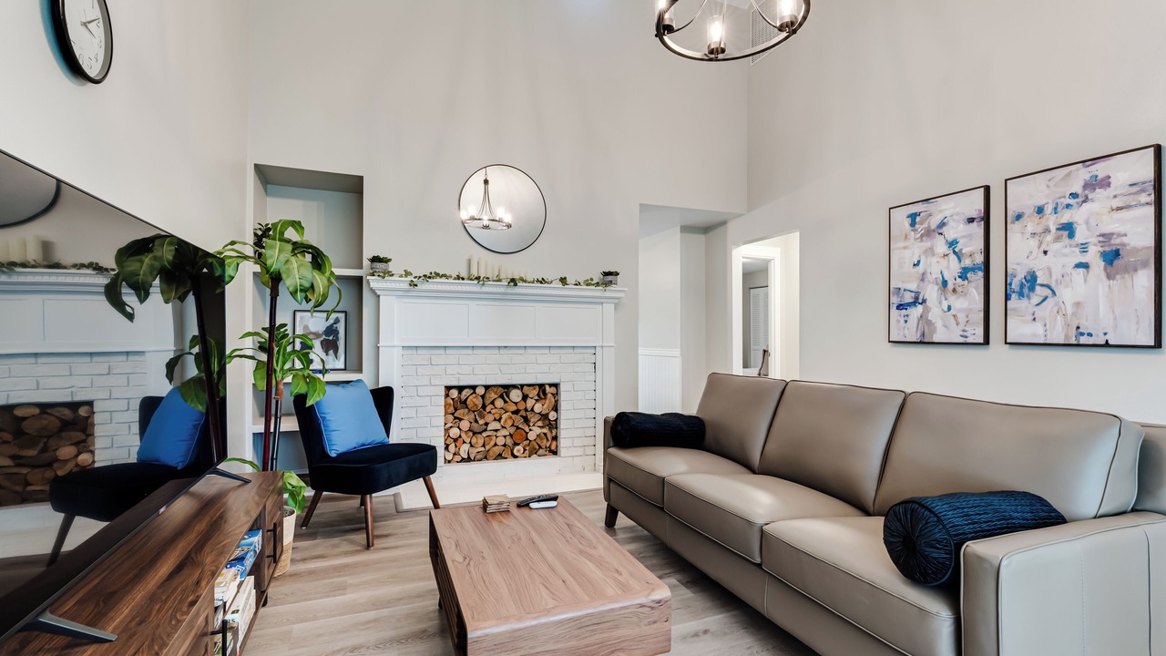 Photo of Livingroom in Southeast Eugene