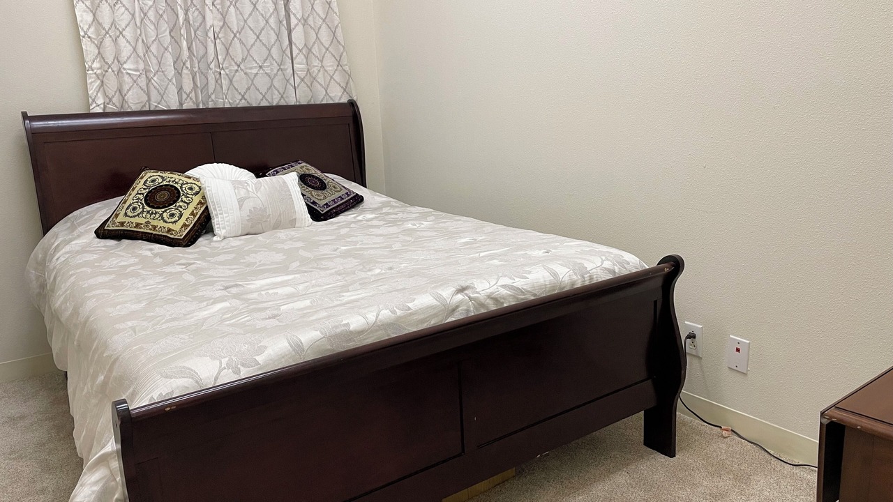 Photo of Bedroom in Anahuac