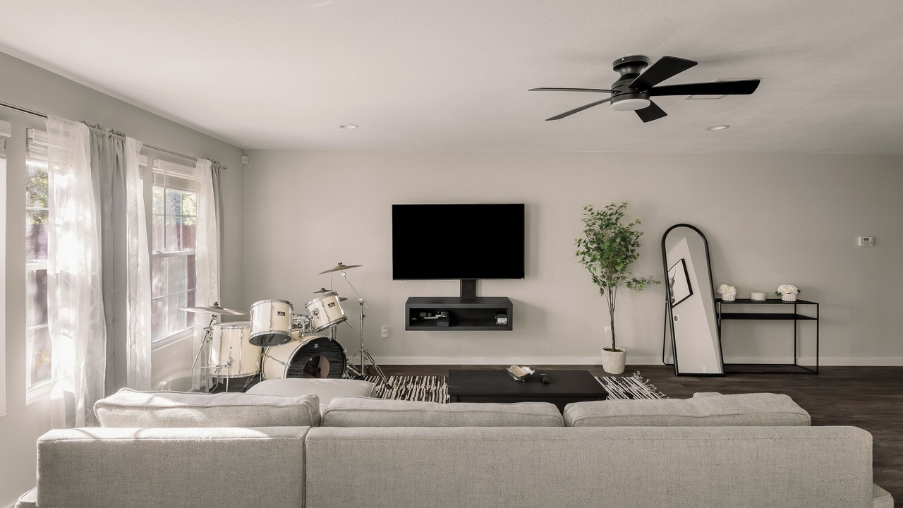 Photo of Livingroom in Austin