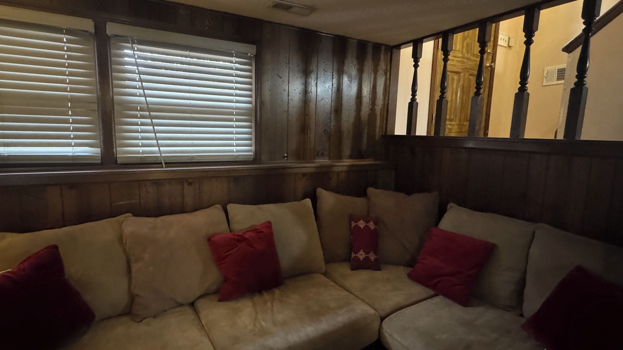 Photo of Livingroom in Lee's Summit