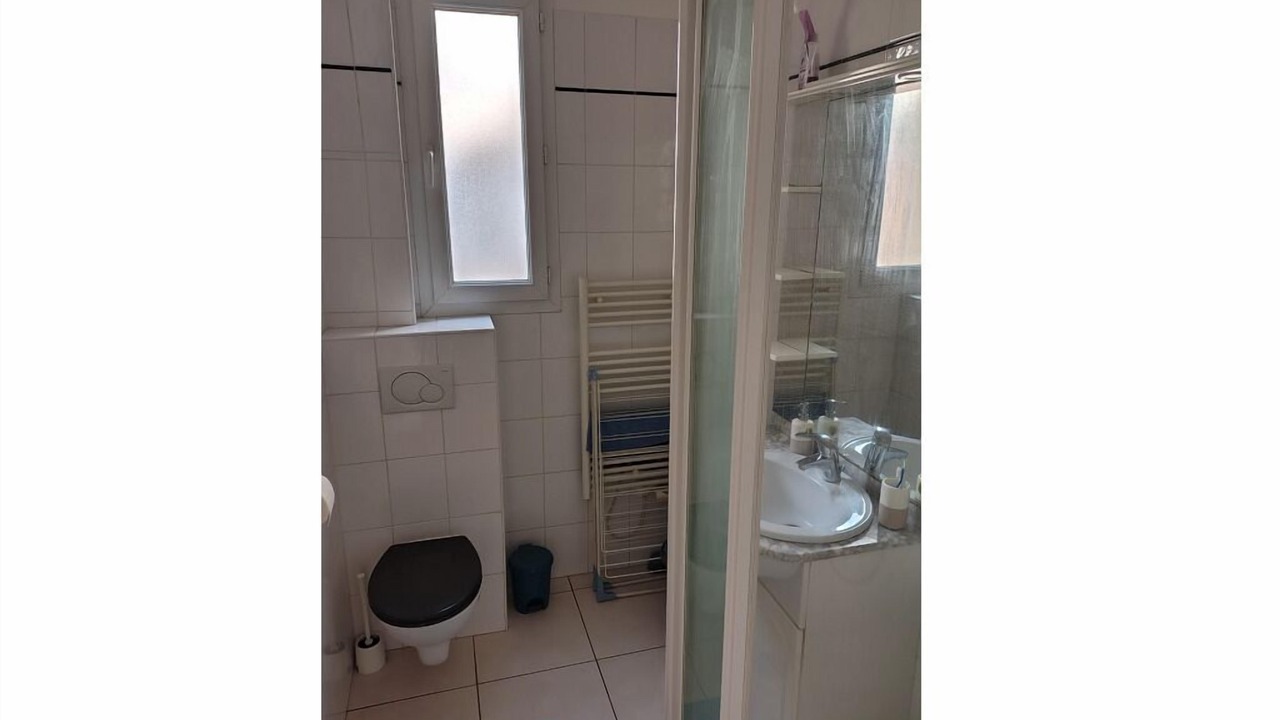 Photo of Bathroom in Maisons-Laffitte