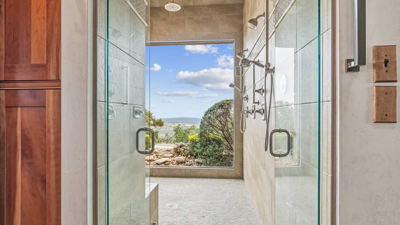 Photo of Bathroom in Bandera