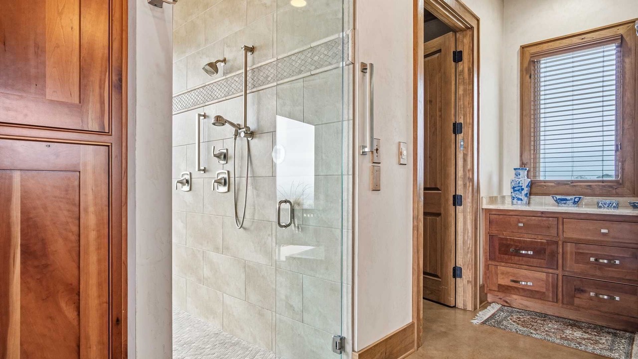 Photo of Bathroom in Bandera