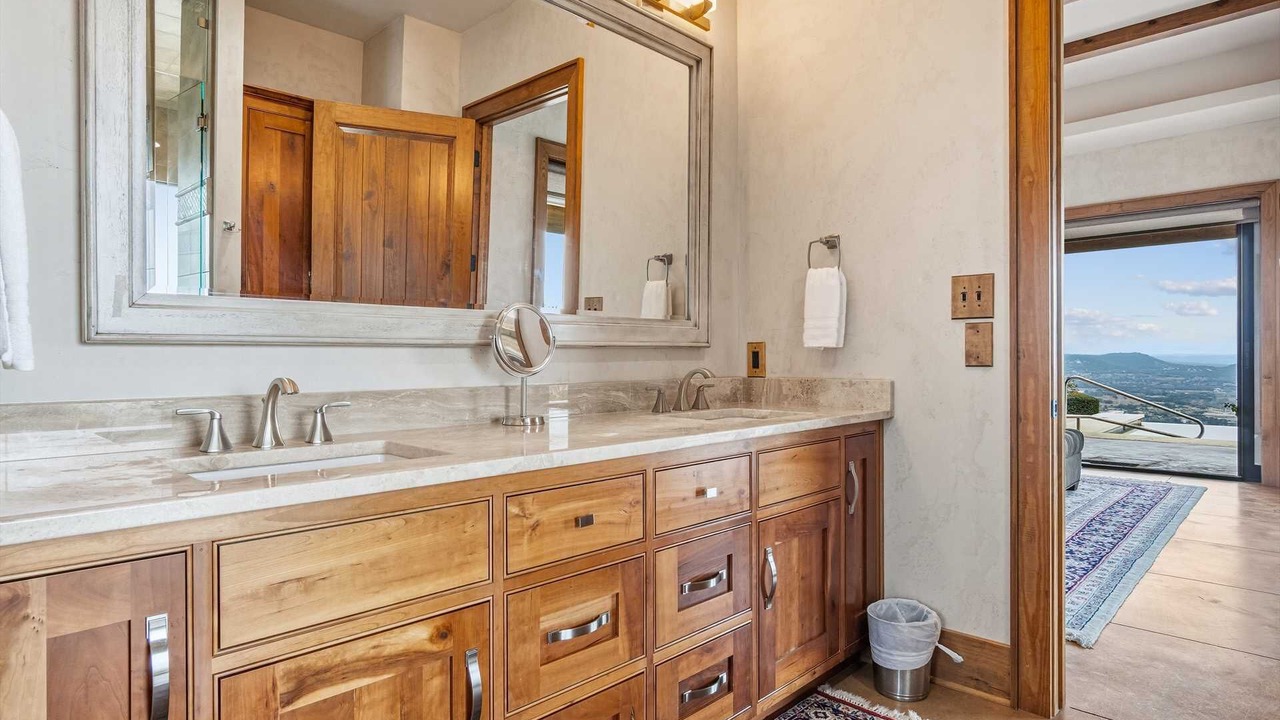 Photo of Bathroom in Bandera