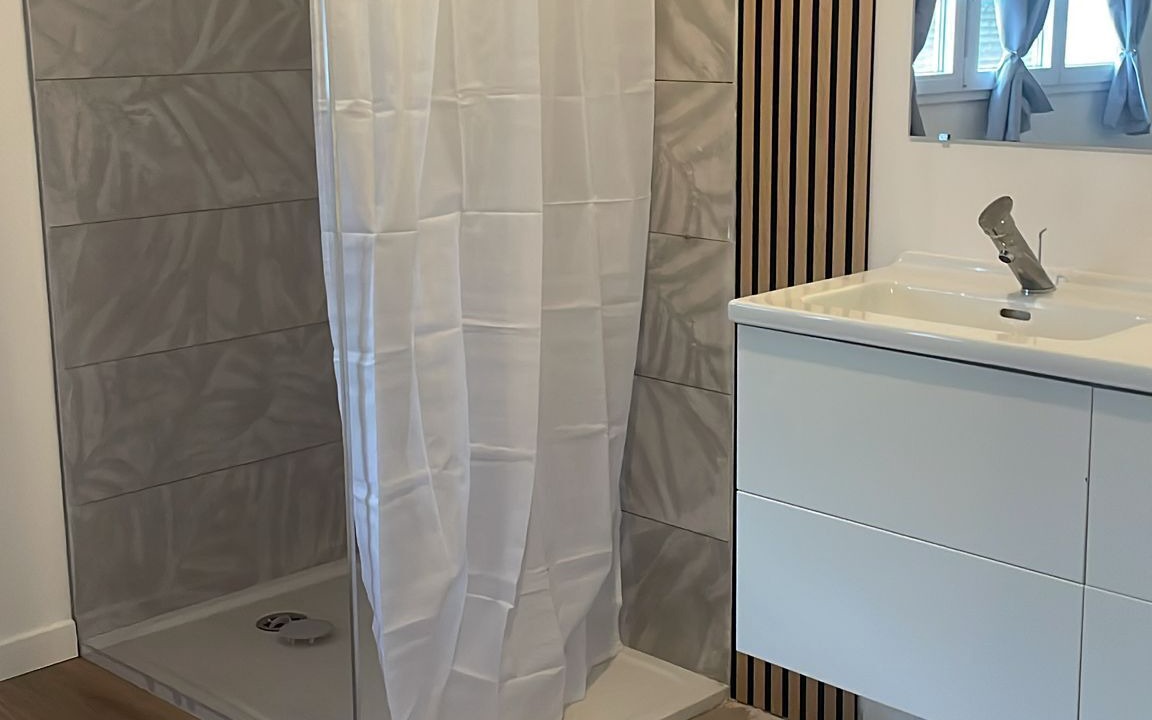 Photo of Bathroom in Cormainville