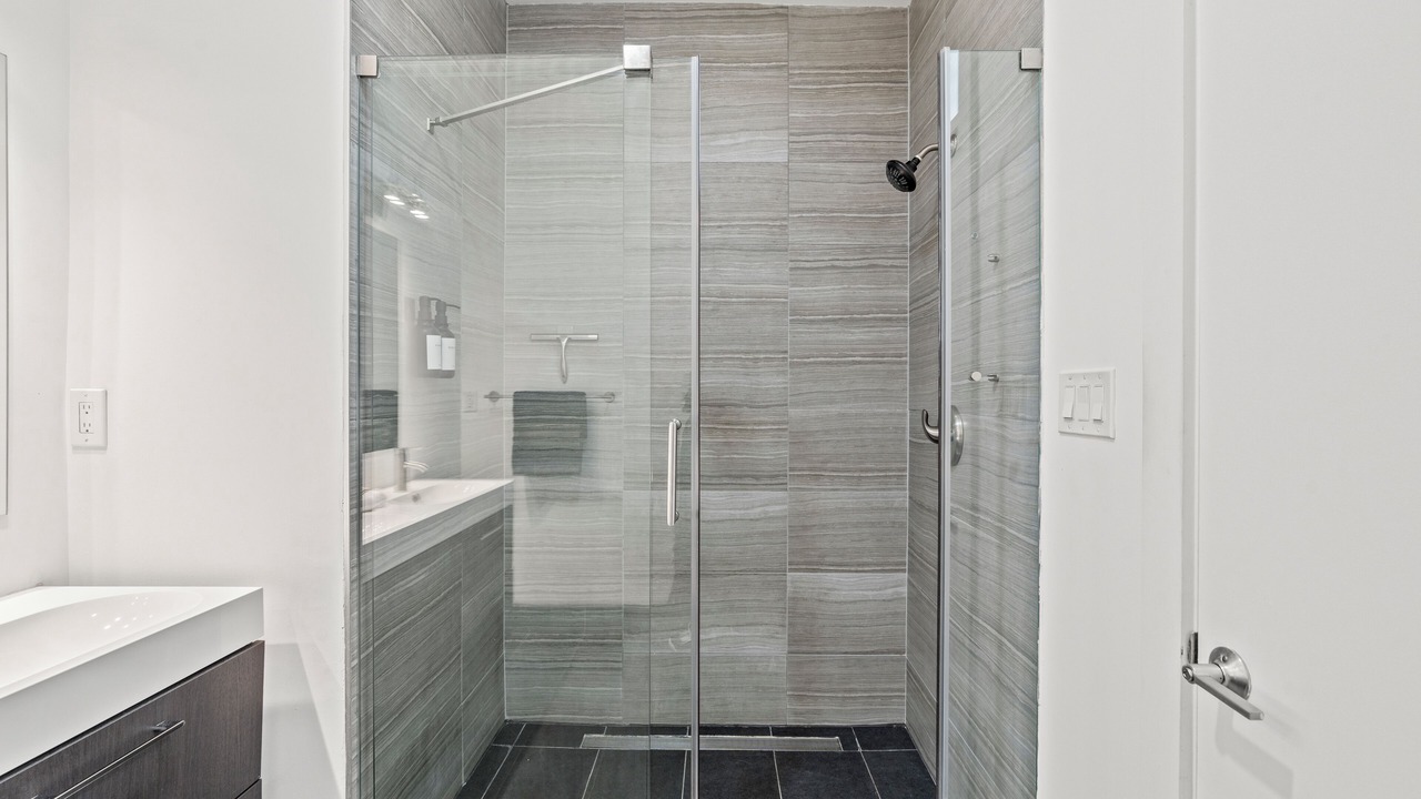 Photo of Bathroom in Poplar
