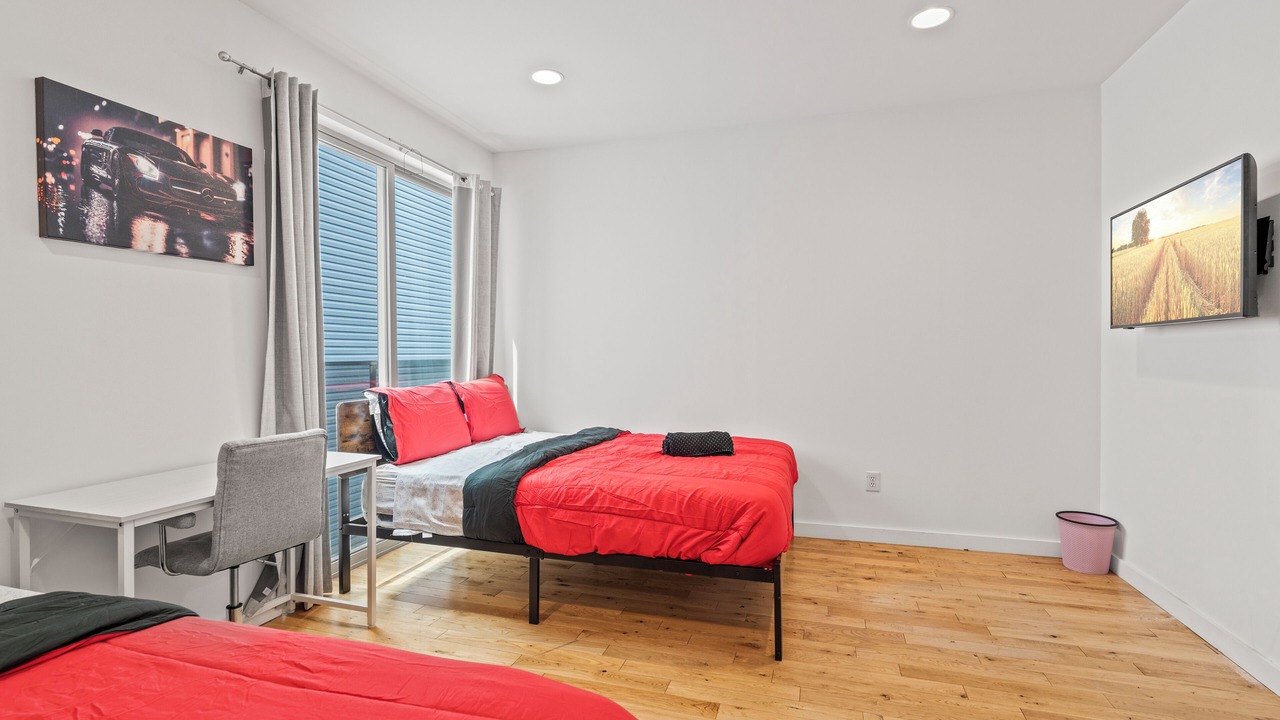 Photo of Bedroom in Poplar