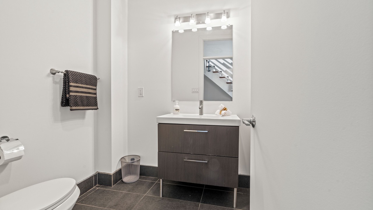 Photo of Bathroom in Poplar