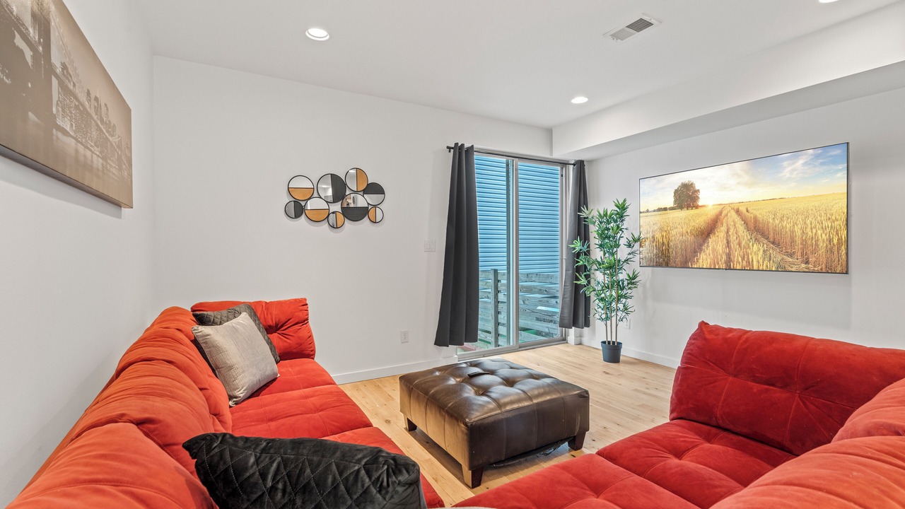 Photo of Livingroom in Poplar