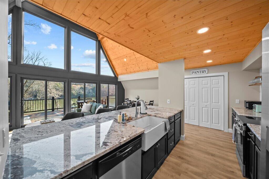 Photo of Kitchen in Greenville - Spartanburg