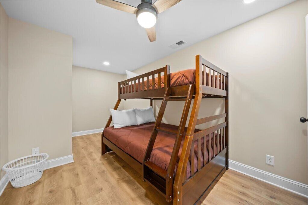 Photo of Bedroom in Greenville - Spartanburg