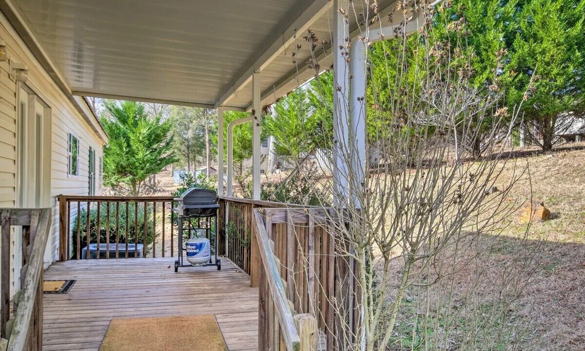 Photo of Patio Balcony in Iva