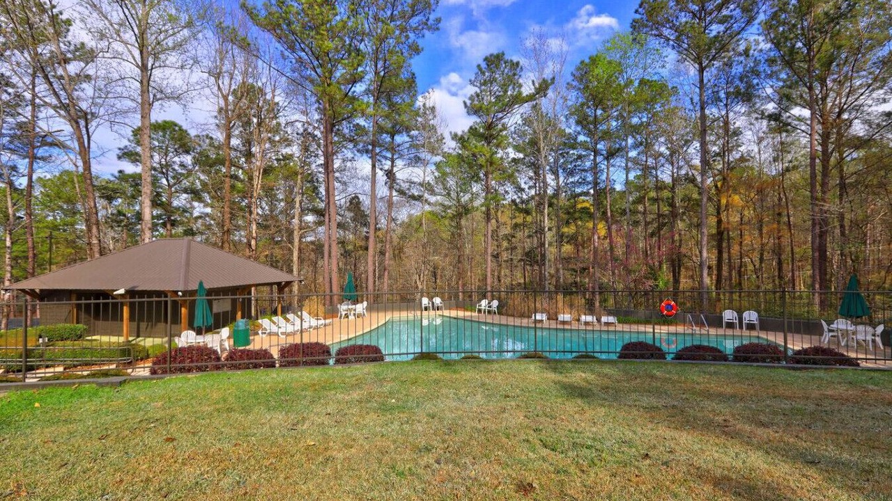 Photo of Outdoor in Dadeville