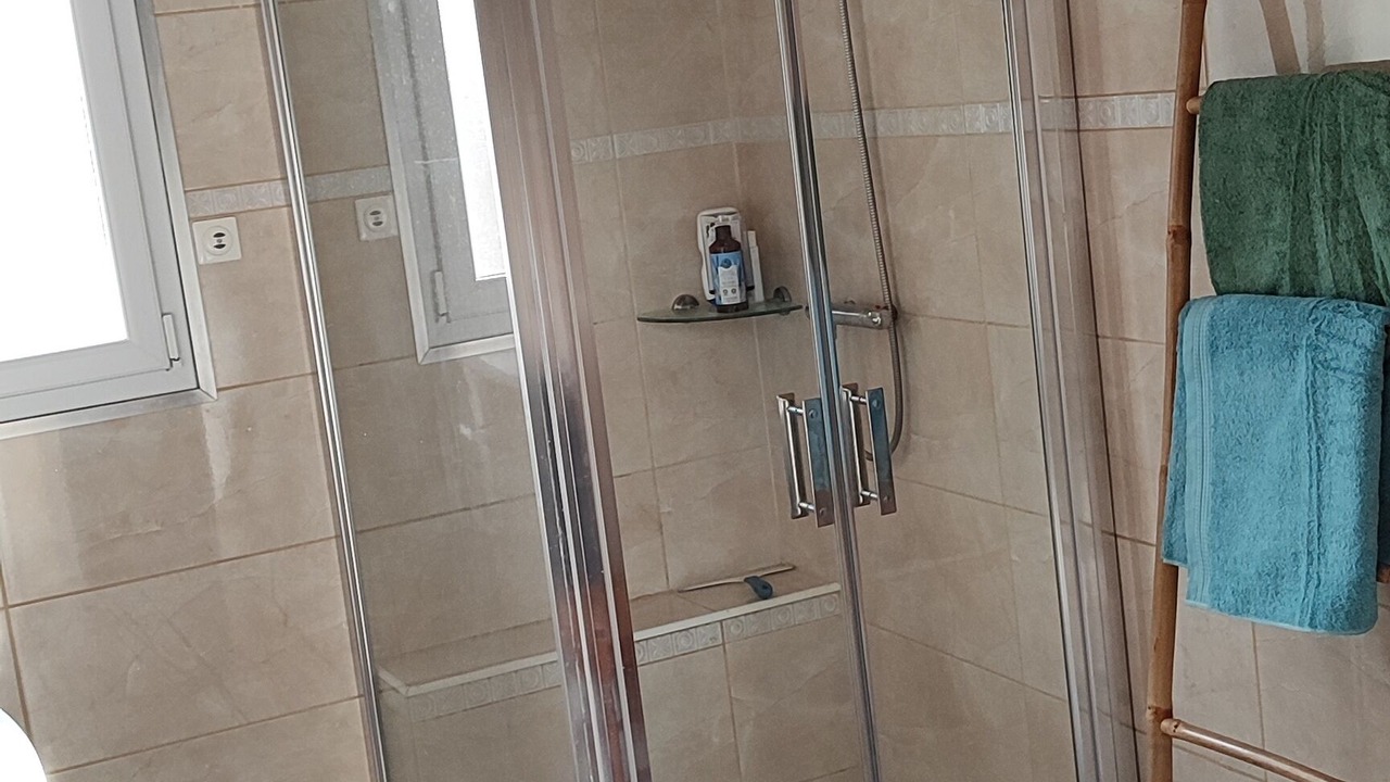 Photo of Bathroom in Thezy-Glimont