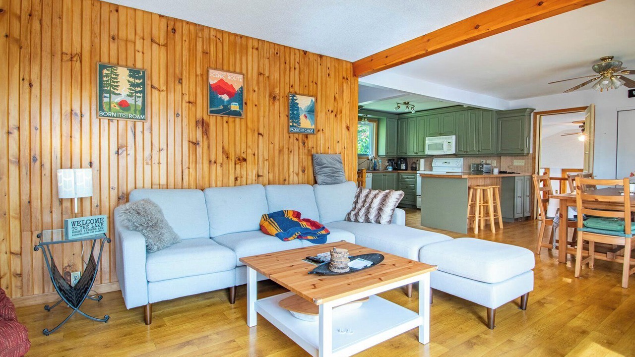 Photo of Bedroom in Clear Lake
