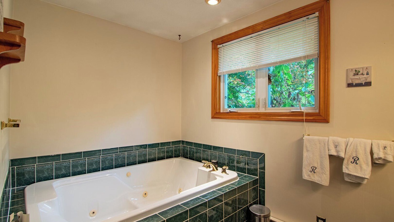 Photo of Bathroom in Clear Lake