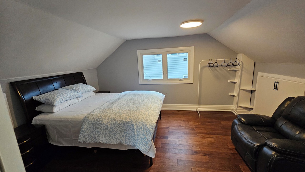 Photo of Bedroom in Ajax