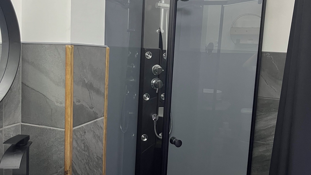 Photo of Bathroom in Saint-Claude