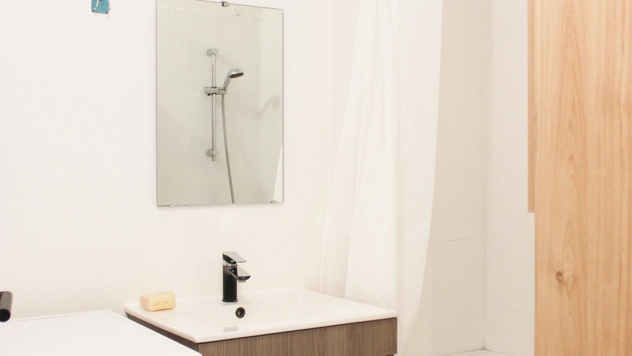 Photo of Bathroom in Saint-Denis