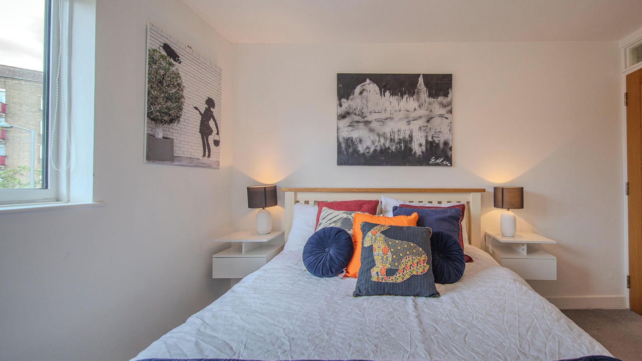 Photo of Bedroom in Latchmere