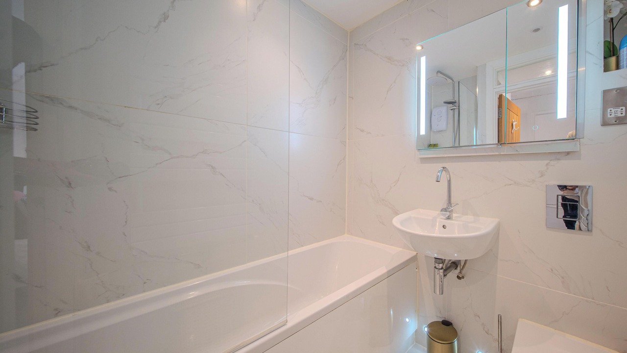 Photo of Bathroom in Latchmere