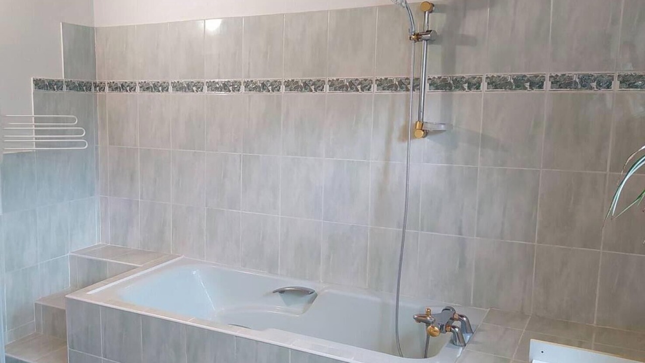 Photo of Bathroom in Aurieres