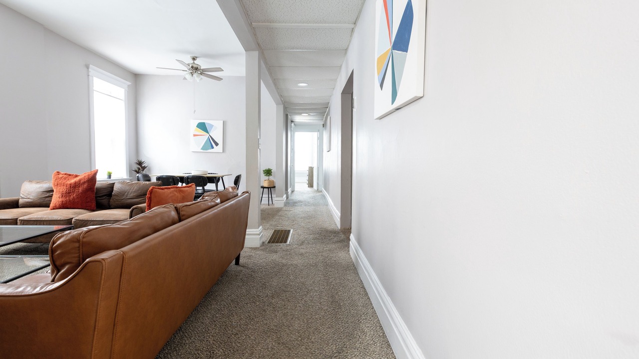 Photo of Livingroom in Central West End