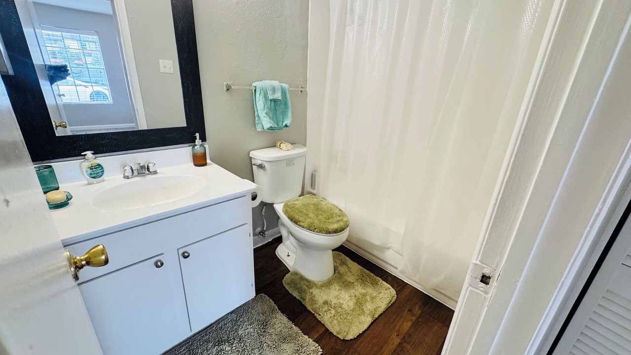 Photo of Bathroom in Astrodome