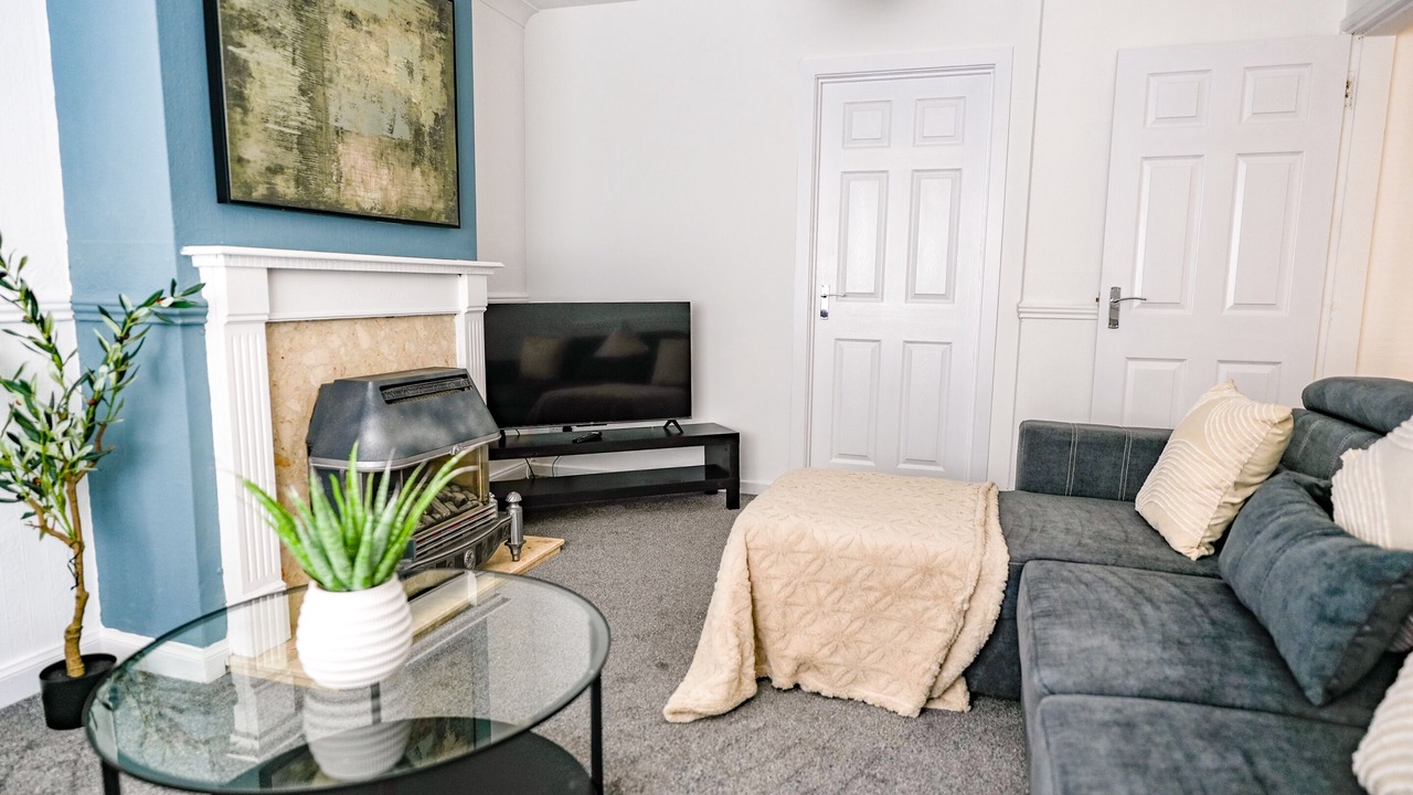 Photo of Others in Bathgate