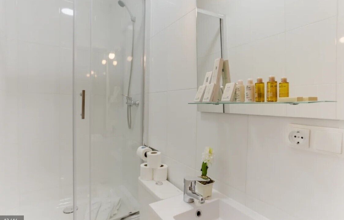 Photo of Bathroom in La Nova Esquerra de l'Eixample