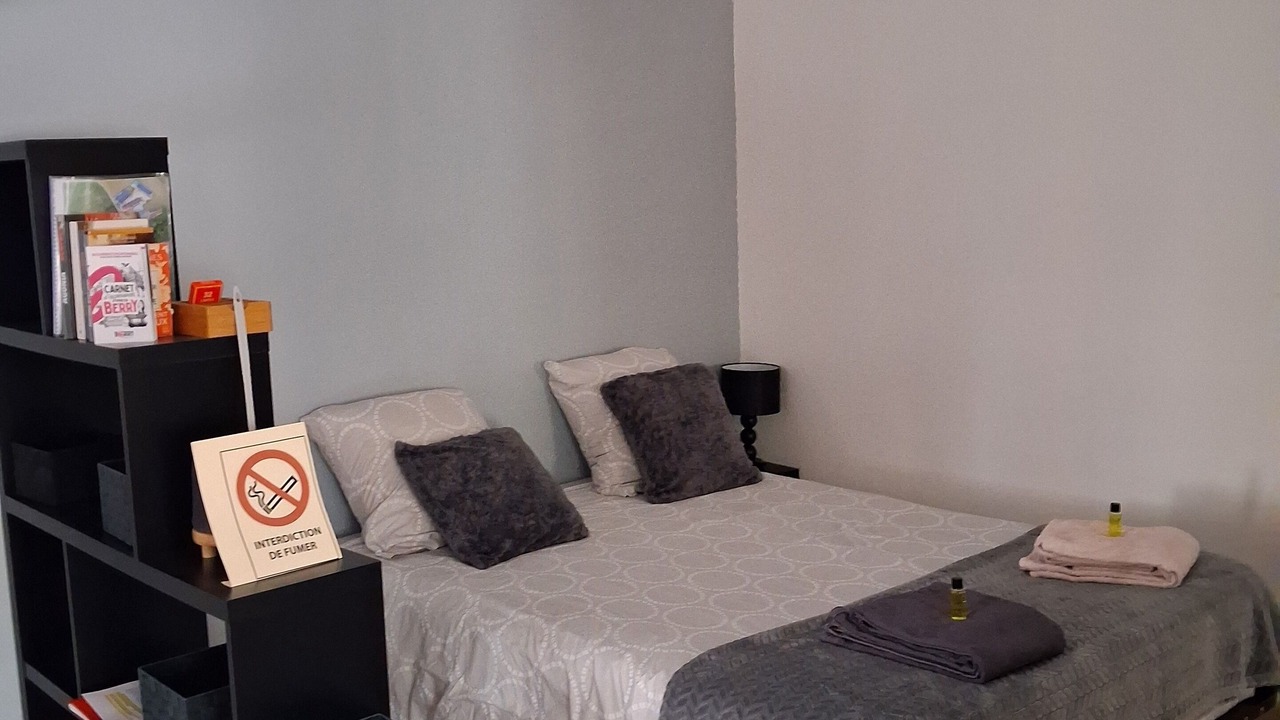 Photo of Bedroom in Veaugues