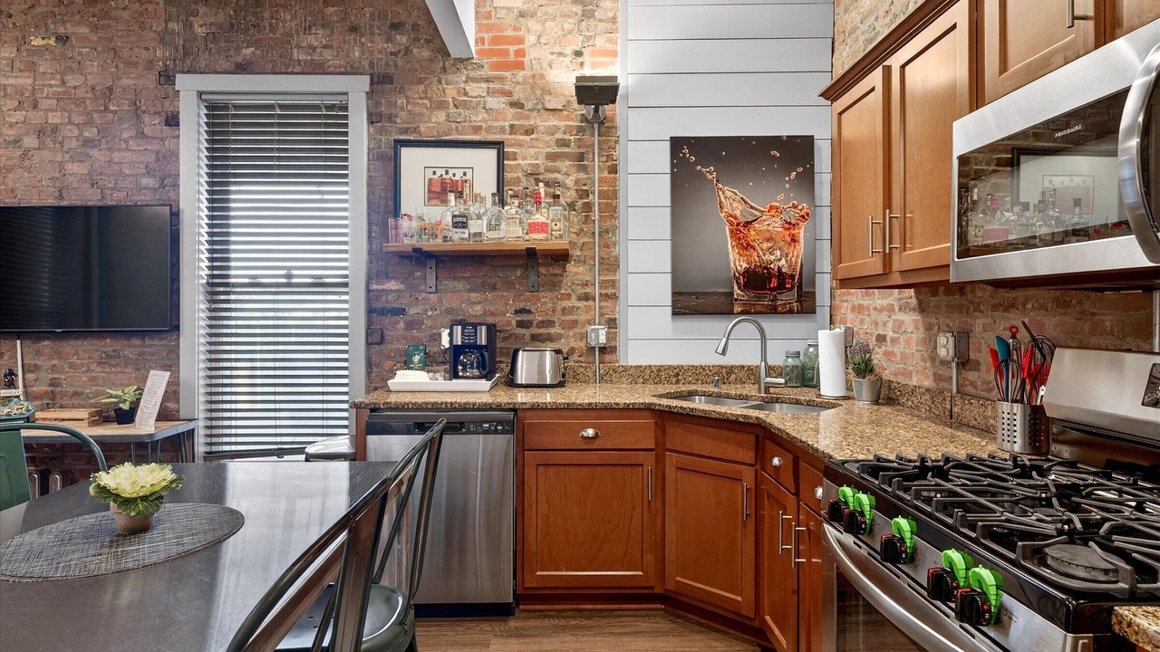 Photo of Others in South Louisville