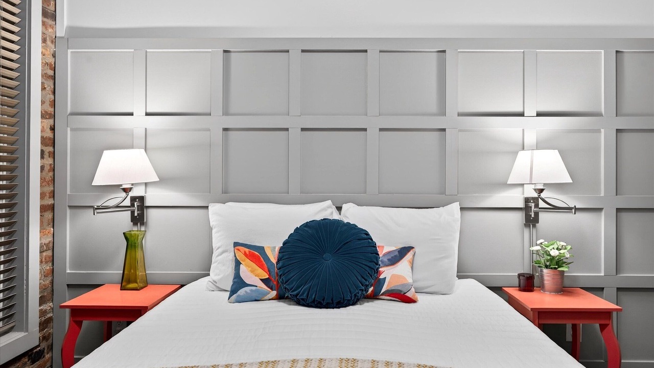 Photo of Others in South Louisville