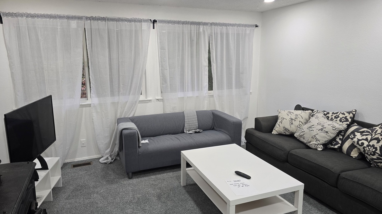 Photo of Livingroom in Cottage Lake
