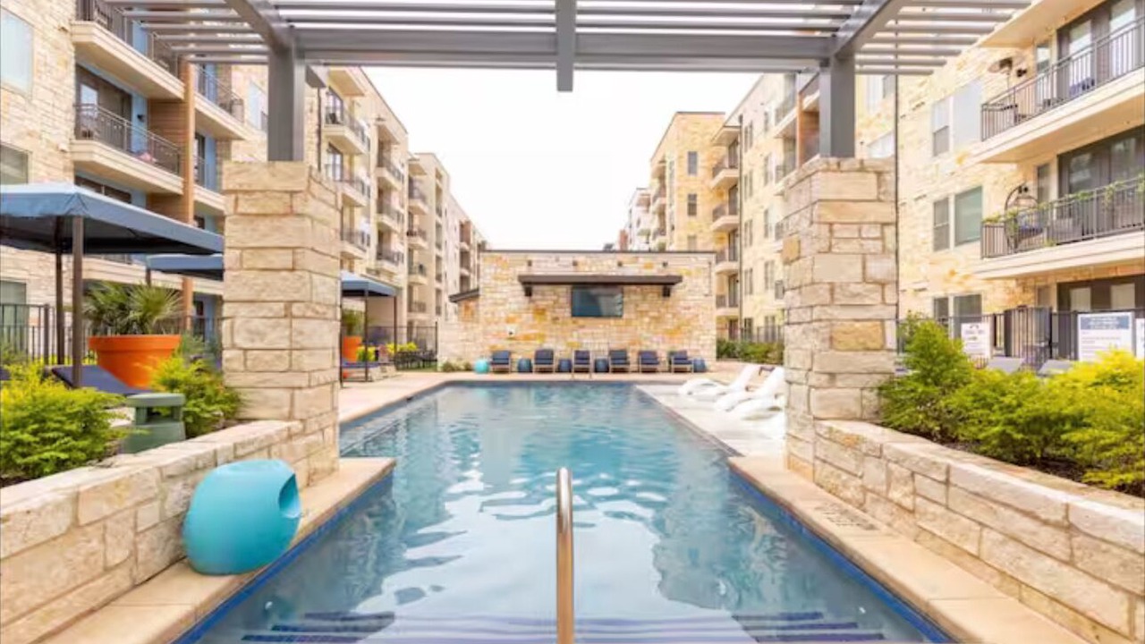 Photo of Outdoor in Addison