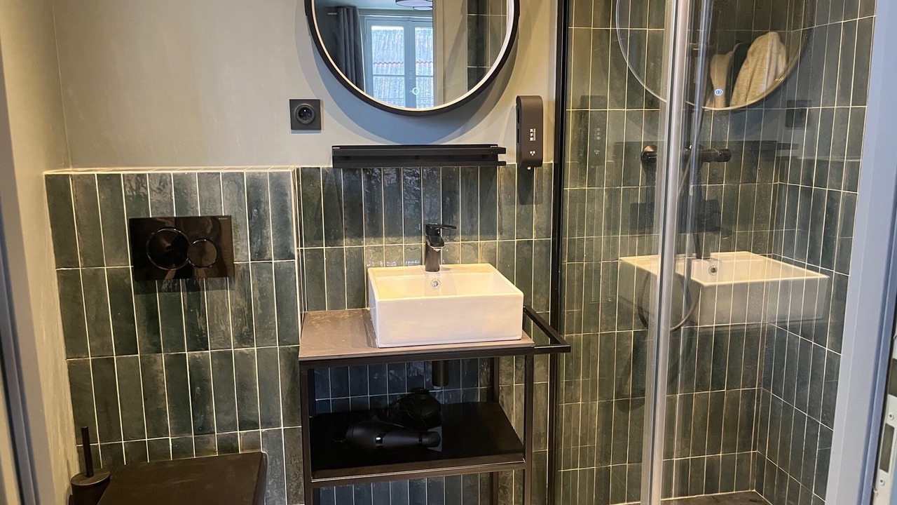 Photo of Bathroom in Villers-Cotterets